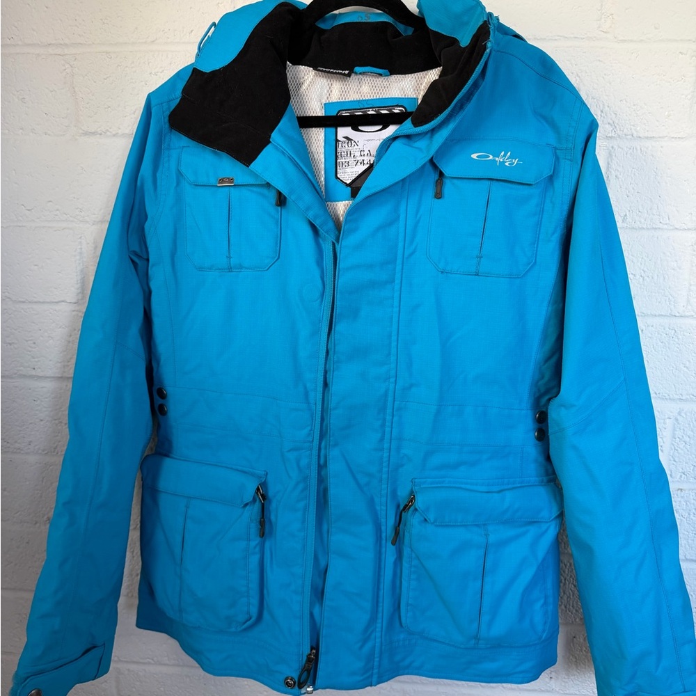 Oakley Snowboarding Ski Jacket